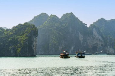 Lan Ha Bay, Cat Ba, Vietnam 'da sahne gezisi.