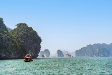 Lan Ha Bay, Cat Ba, Vietnam 'da sahne gezisi.