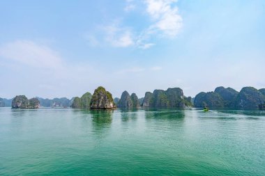 Lan Ha Bay, Cat Ba, Vietnam 'da sahne gezisi.