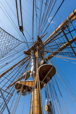 DARWIN, AUSTRALIA - 06 OCT 2024: İtalyan eğitim gemisi Amerigo Vespucci, 2024 dünya turu sırasında Darwin 'deki Fort Hill rıhtımına yanaştı.