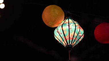 Darwin Rıhtımı, Kuzey Bölgesi 'nde 2024 Vietnam Fener Festivali' nde havai fişekler.