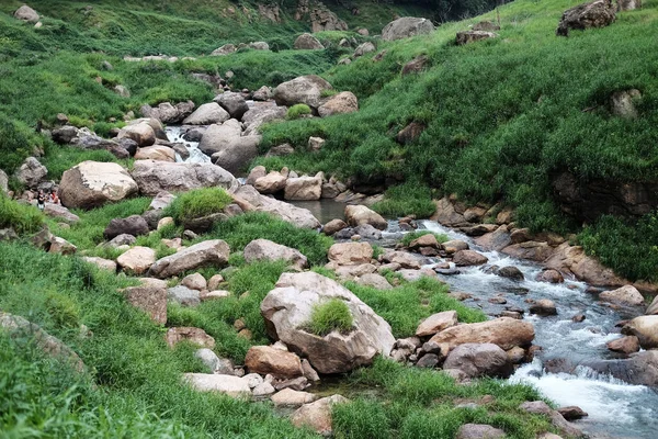 Paisaje Frescura Para Caída Agua Arroyo Que Fluye Través Rocas — Foto de Stock