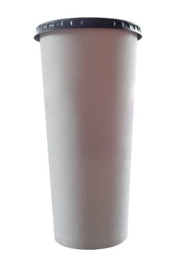 Kağıt kahve fincanı beyaz arka planda izole