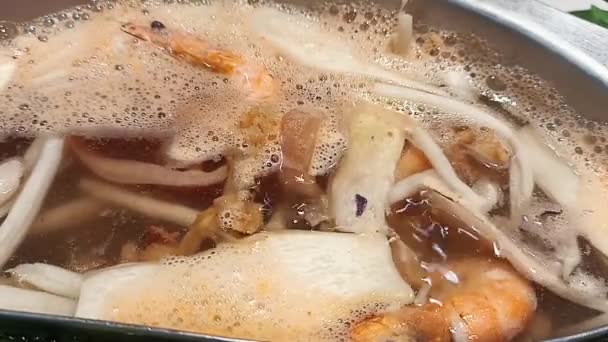 Ιαπωνική Καυτή Κατσαρόλα Για Σάμπου Βράζει Κατσαρόλα Πολλά Συστατικά Και — Αρχείο Βίντεο