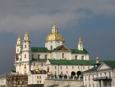 Kutsal yatakhane Pochaev Lavra. Ukrayna. 2 Eylül 2006. Hıristiyan Ortodoks mimari kompleksi ve manastırı.
