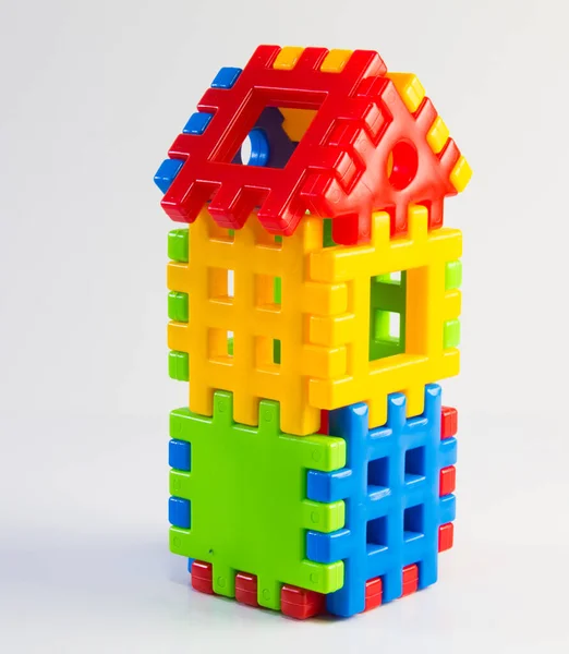 供游戏及儿童发展用的多色塑料建筑套件 — 图库照片