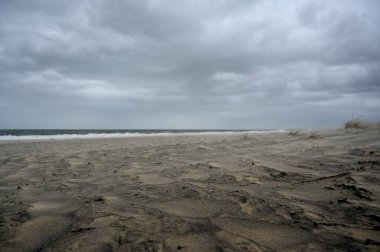Geniş Delaware plajlarının bir panorama fotoğrafı - Bethany Plajı 'nda bir Eylül tatili çoğu turist gittiğinde ve deniz kenarı oldukça sakin olduğunda 