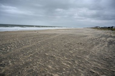 Geniş Delaware plajlarının bir panorama fotoğrafı - Bethany Plajı 'nda bir Eylül tatili çoğu turist gittiğinde ve deniz kenarı oldukça sakin olduğunda 