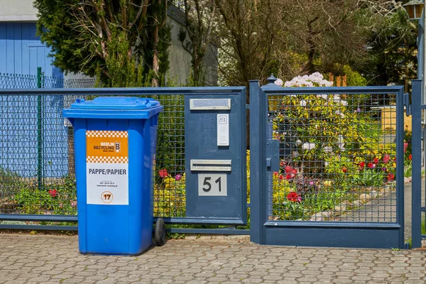 베를린 2022 집안에서 스티커가 쓰레기 — 스톡 사진