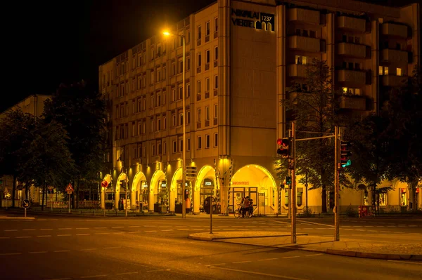 Berlin Niemcy Sierpnia 2019 Nocne Ujęcie Oświetlonej Restauracji Nikolaiviertel Centrum — Zdjęcie stockowe