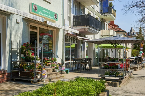 Mahlow Deutschland April 2023 Straßenansicht Mit Geschäften Einer Kleinstadt Südlich — Stockfoto