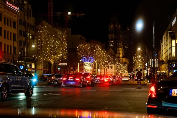 Berlin Deutschland Dezember 2019 Nächtliche Straßenszene Kurfürstendamm Berlin Mit Weihnachtsdekoration — Stockfoto