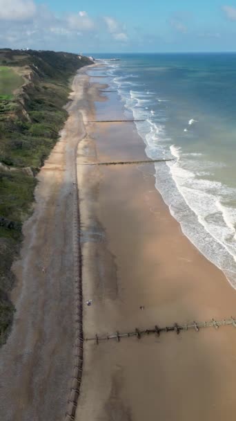 Vertikální Letecký Výhled Pláž Norfolk — Stock video