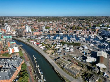 Ipswich kasabasının liman manzarası