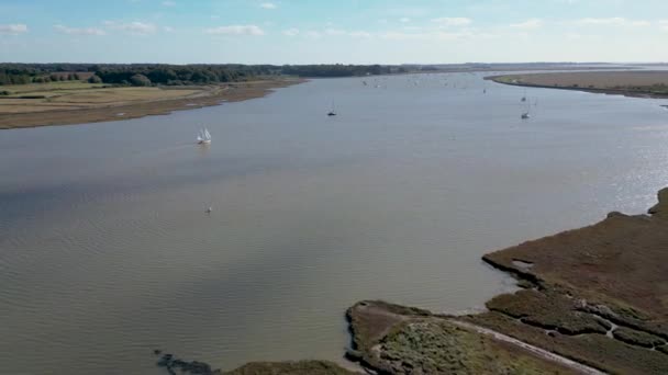 Suffolk Fluss Deben Luftaufnahme — Stockvideo
