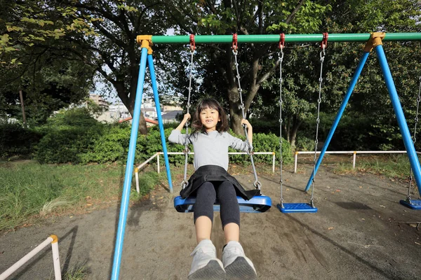 Japonesa Estudiante Chica Swing Años Edad —  Fotos de Stock