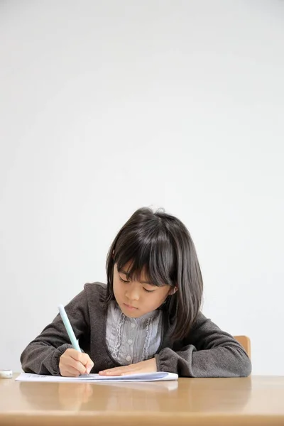 Niña Estudiante Japonesa Estudiando Comedor Años — Foto de Stock