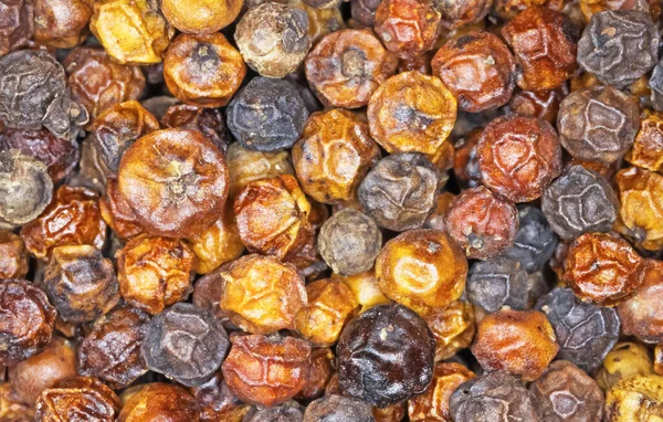 Full Frame Macro Closeup Whole Grain Isolated Peppercorns Cambodian Black — Stock Photo, Image