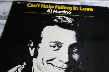 Viersen, Almanya - 9 Mayıs. 2022: Şarkıcı Al Martino 'nun plak kapağının kapağı