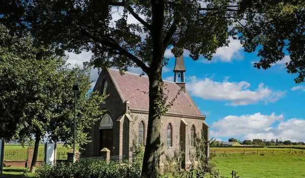 Beautiful Old Dutch Chapel Idyllic Rural Landscape Ohe Laak Sint — Stock Photo, Image