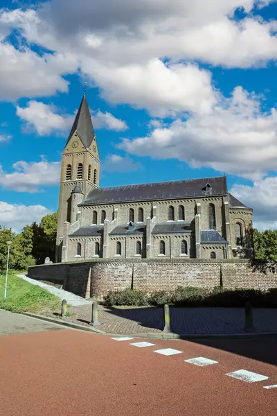 Starożytny Kościół Holenderski Miejscowości Wiejskiej Lecie Linne Martinus Kerk Limburg — Zdjęcie stockowe