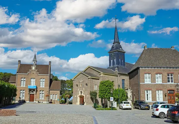 Stevensweert Limburg Nizozemsko Srpna 2023 Krásné Náměstí Starobylé Holandské Vesnice — Stock fotografie