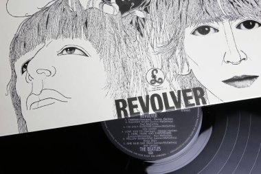 Viersen, Almanya - 9 Haziran. 2023: 1966 'da Beatles' tan çıkan vinil albüm kapağı