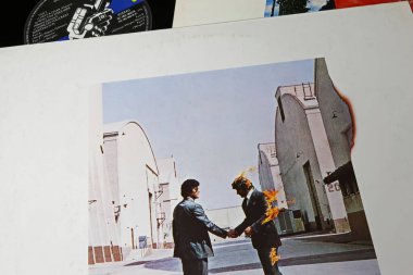 Viersen, Almanya - 9 Mayıs. 2023: Pink Floyd 'un Kapanışı Keşke burada olsaydınız 1975' ten kalma plak kapağı