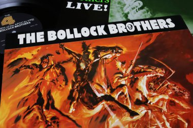 Viersen, Almanya - 9 Mayıs. 2023: İngiliz rock grubu Bollock Brothers 'ın kapanış albümü Mahşerin 4 Atlısı' nı kapsıyor