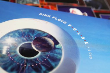 Viersen, Almanya - 9 Ocak. 2024: Pink Floyd bandının 1995 'teki DVD cover Pulse albümünün kapanışı