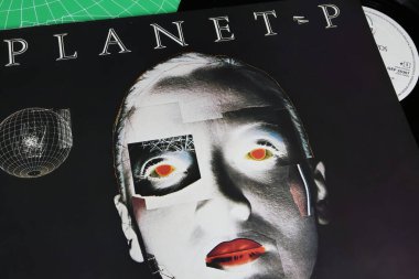 Viersen, Almanya - 9 Mayıs. 2024: Planet P projesinin kapanışı 1983 'ten itibaren progresif rock vinil albüm kapağı