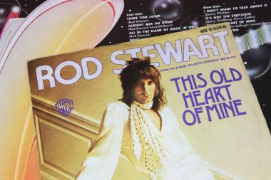 Viersen, Almanya - 9 Haziran. 2024: Rod Stewart plak albümünün kapanışı Atlantic Crossing 'i tek albümle kaplıyor 1975' ten kalma bu eski kalbim