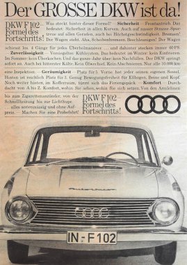 Viersen, Almanya - 3 Temmuz. 2024: Audi DKW F 102 Alman reklam detayı 1960 'lardan (araba ön merkezi üzerine odaklanın)