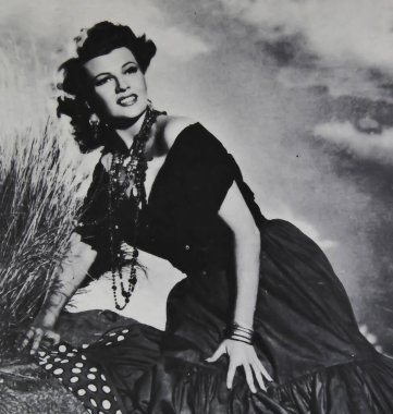 Viersen, Almanya - 9 Temmuz. 2024: Margarita Carmen Cansino 'nun Portresi Rita Hayworth takma adıyla 1948' den Carmen 'in Aşkları (kişiye odaklan))