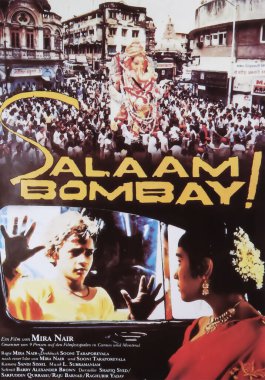 Viersen, Almanya - 9 Temmuz. 2024: Shafiq Syed ile Salaam Bombay Sinema poster detayı (Almanca versiyonu) 1988 'den (sarı harflere odaklan))