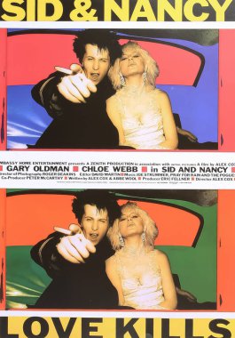 Viersen, Almanya - 9 Mayıs. 2024: Gary Oldman ve Chloe Webb ile birlikte orijinal Sid ve Nancy British film afişi ayrıntıları (merkeze odaklan)