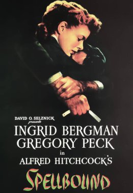 Viersen, Almanya - 2 Haziran. 2024: 1945 'ten itibaren Ingrid Bergman ve Gregory Peck ile birlikte büyülenmiş sinema posteri)