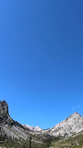 Ascenso Sierra Nevada Oriental Finales Del Verano Revela Una Espectacular — Vídeo de stock
