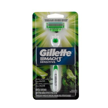 Gillette Mach 3 traşlı beyaz zemin