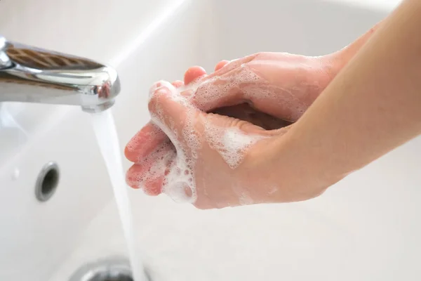 Hand Beauty Woman Wash Your Hands Wash Basin Foam Cleanse — Stock Photo, Image