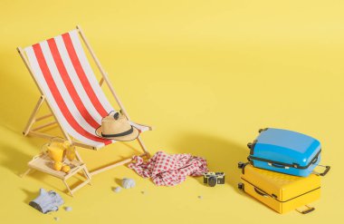 Sarı ve mavi valizli, plaj sandalyesi ve sarı arka planda seyahat aksesuarları. Yaz seyahati konsepti, 3D model ve illüstrasyon.