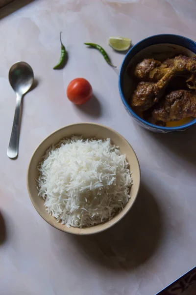 Hint Yemeği Kasede Pilav Buğuladı Üst Görünüm Seçici Odak — Stok fotoğraf