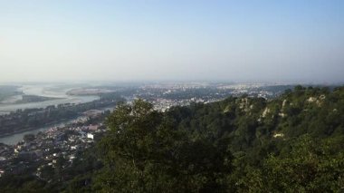 Mansa Devi Tapınağı 'ndan alınan Haridwar şehrinin Arial görüntüsü