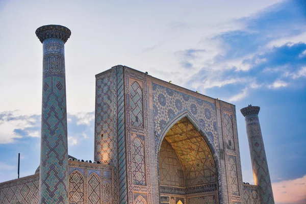 Történelmi Regisztán Tér Három Madraszával Ulugh Beg Samarkend Üzbegisztán Közép — Stock Fotó