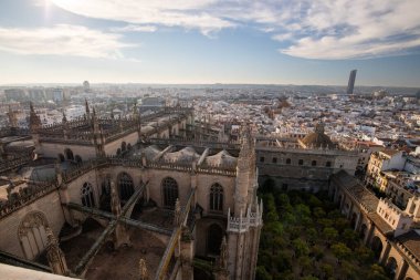 Şehir manzaralı, Sevilla, İspanya 'daki katedralden.