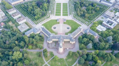Almanya 'daki Karlsruhe Sarayı' nın havadan görünüşü