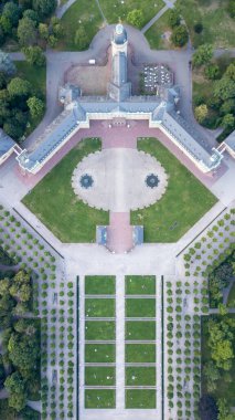 Almanya 'daki Karlsruhe Sarayı' nın havadan görünüşü