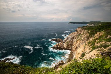 Santa Cruz Huatulco Körfezi Oaxaca, Meksika 'da güneşli bir günde