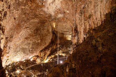 İtalya, Trieste 'deki derin mağara