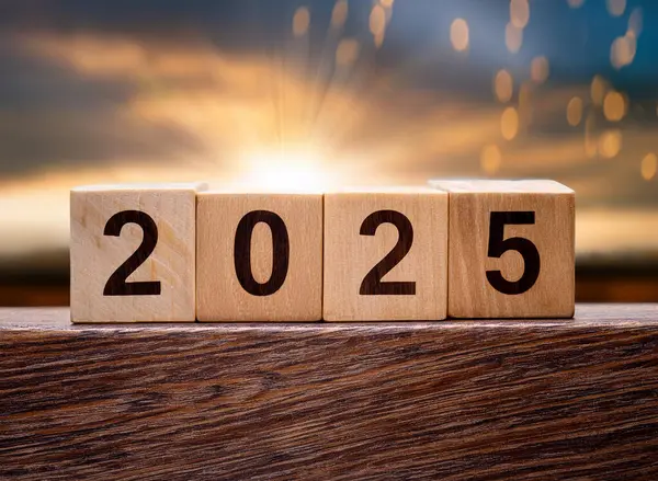 2025 Yeni Yıl Kutlaması - Tahta Bloklar 2025, Havai fişekler Eve Gecesi